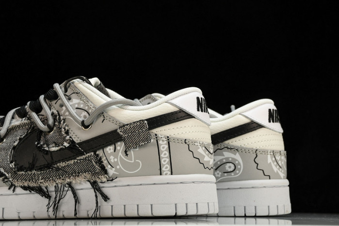 NIKE Dunk SB Low  DJ6188 101