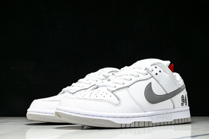 nike sb dunk low Svp*me 94 white metallic silver  hq8487-100
