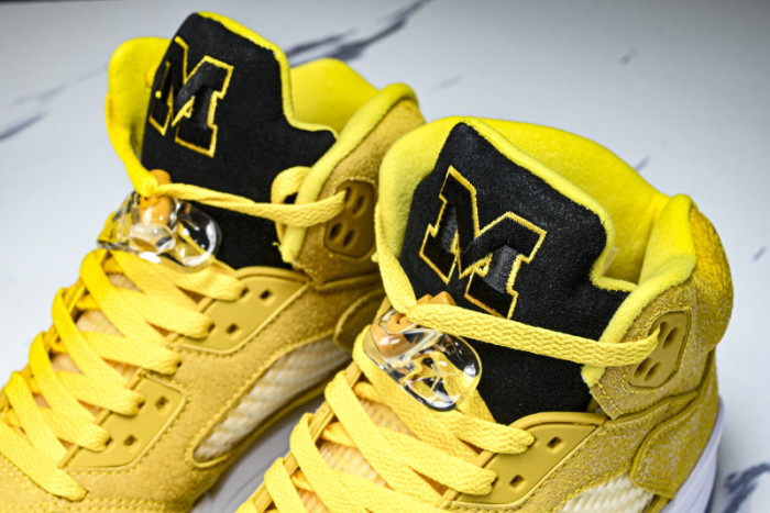 Air Jordan 5 Retro HQ7978-701