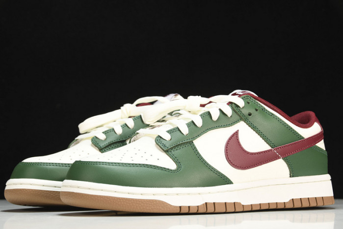Nike SB Dunk Low "Gorge Green"  FB7160-161