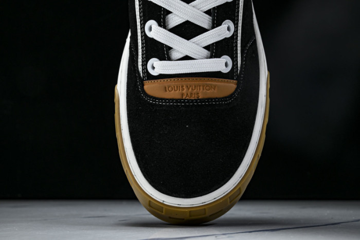 LV SNEAKER  FOR-LV402