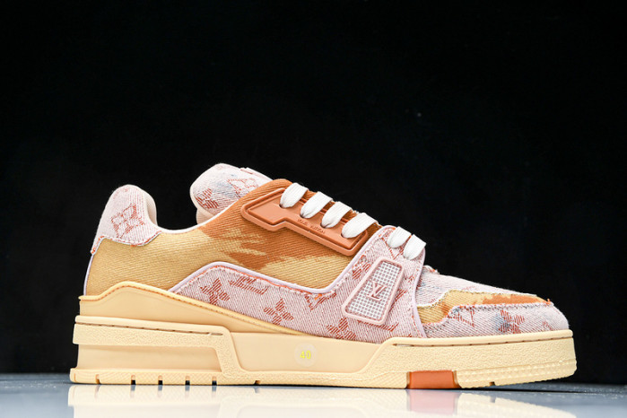 LV SNEAKER LOW FOR-LV142