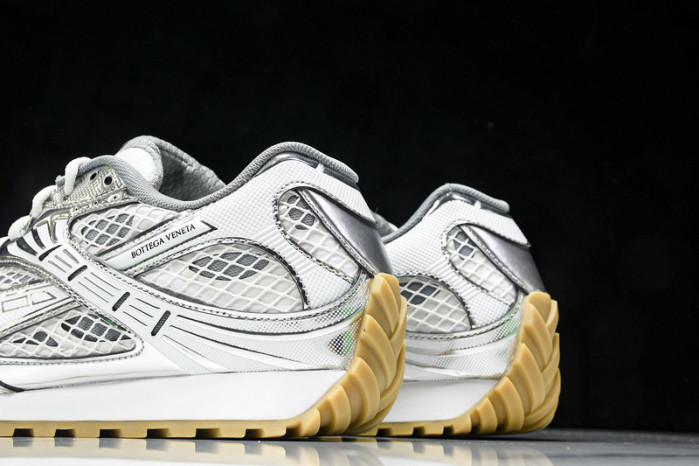 b0tt*ga Ven*ta orbit sneaker