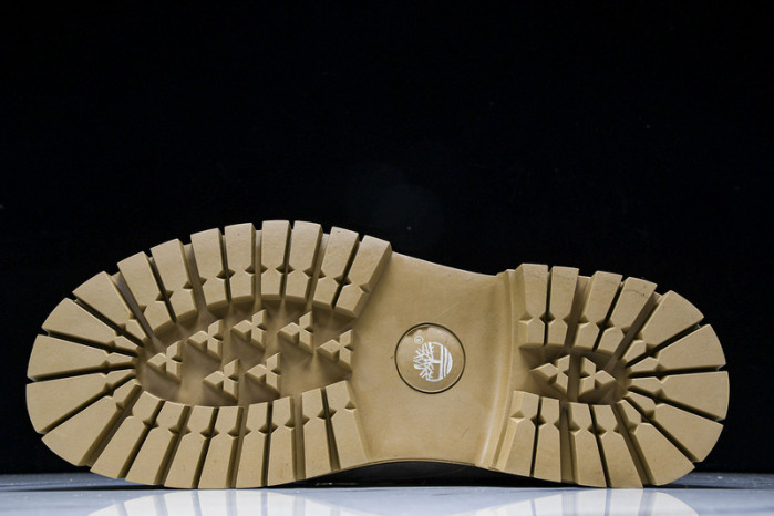 Timb**1*nd sneaker  tbl-02