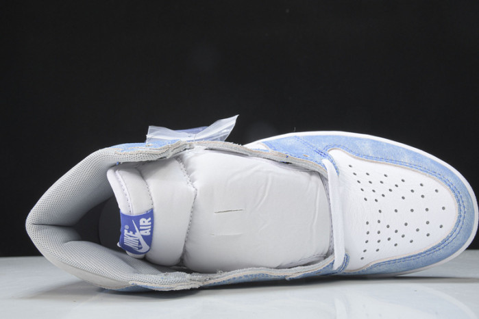 Air Jordan 1 Retro High OG Hyper Royal  555088-402