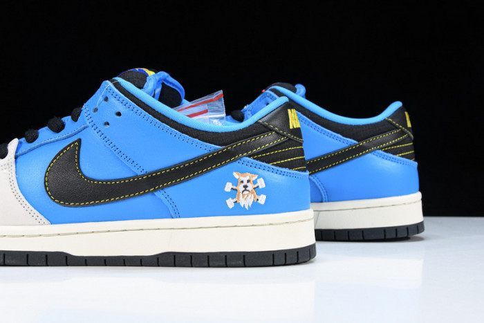 Instant Skateboard x Nike Dunk SB Low CZ5128-400