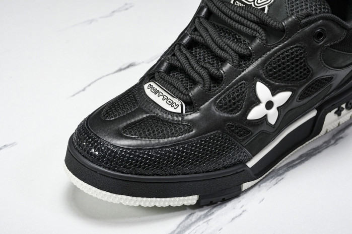 LV SNEAKER LOW  081501