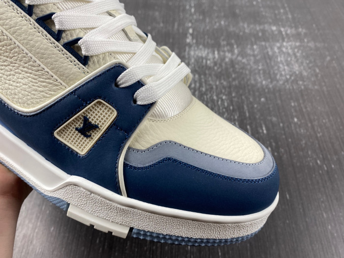 LV SNEAKER LOW  12142