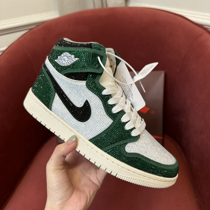 AIR JORDAN 1 RETRO  AJ-15