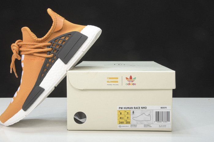 Ad1d*s nmd r1 pharrell hu hue man tangerine  bb3070