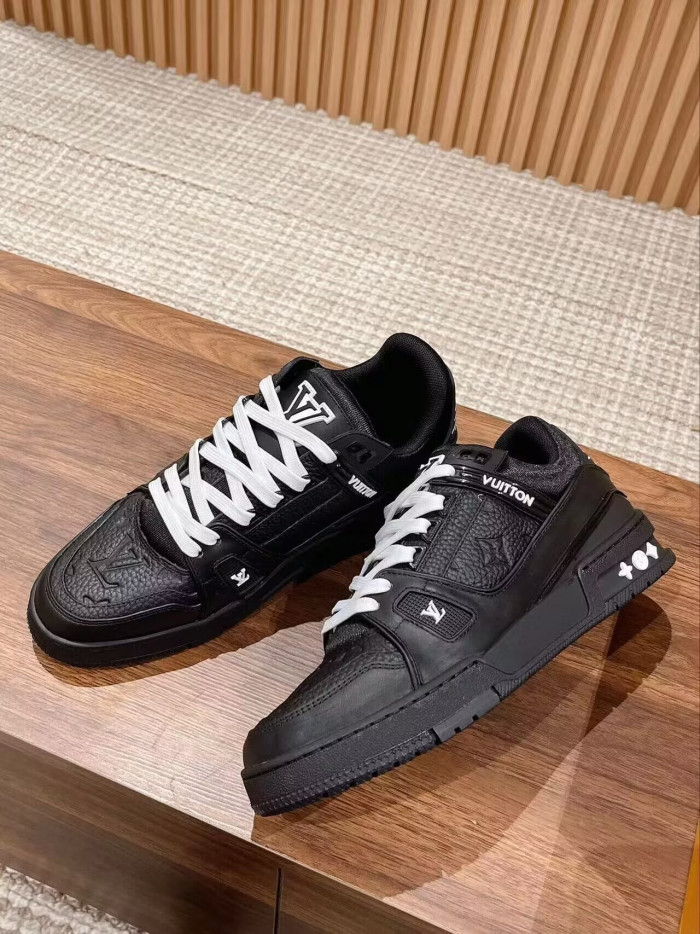LV SNEAKER LOW 0331-001