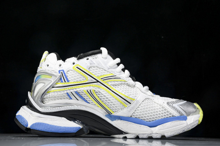 BLCG RUNNER  W3RMU9074