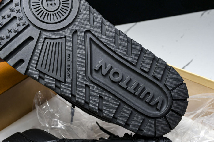 LV SNEAKER LOW FOR-LV220