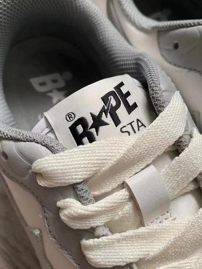 A B*THING APE  YEE-002