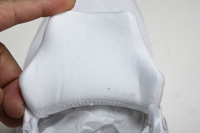 NIKE KOBE 8 PROTRO TRIPLE WHITE FJ9364-100