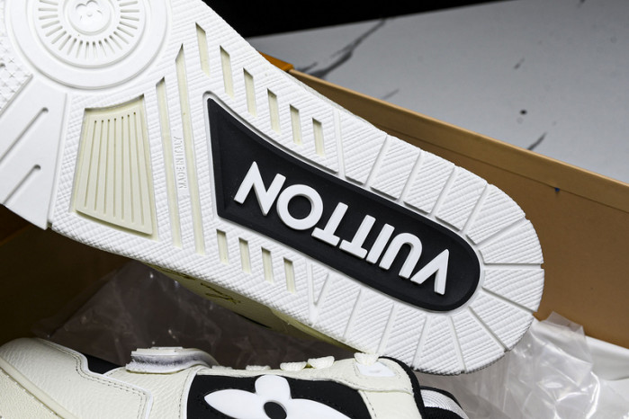 LV SNEAKER LOW FOR-LV186