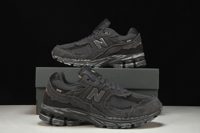 New Balance yeeshoes  M2002RDB