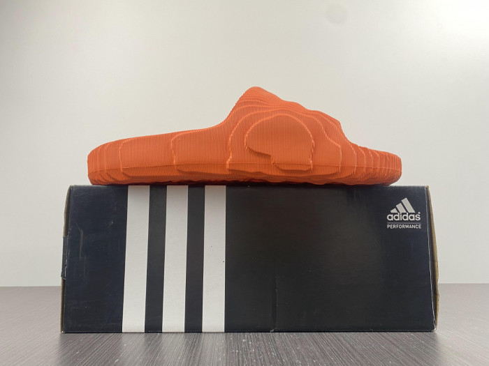 Ad1d*s new colleettion  660202