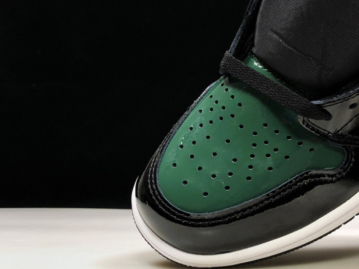 Air Jordan 1 x SoleFly  AV3905-038