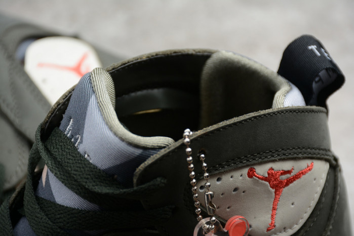 PATTA X AIR JORDAN 7 “ICICLE” AT3375-100