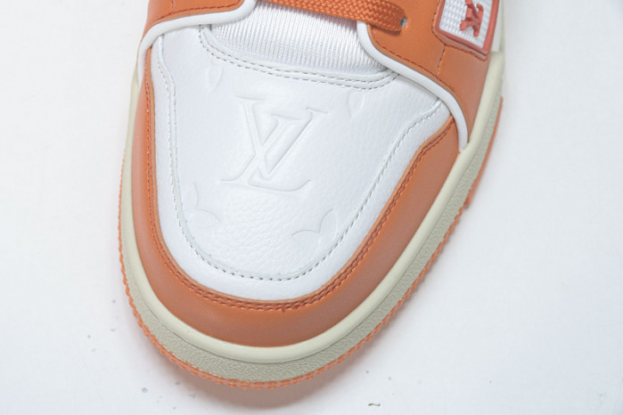LV SNEAKER LOW YEE-005