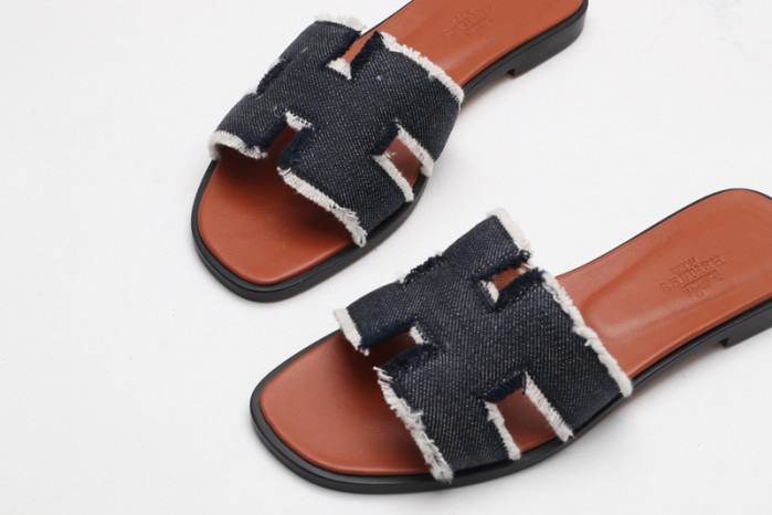 H*RMES  SLIDS   HM-18