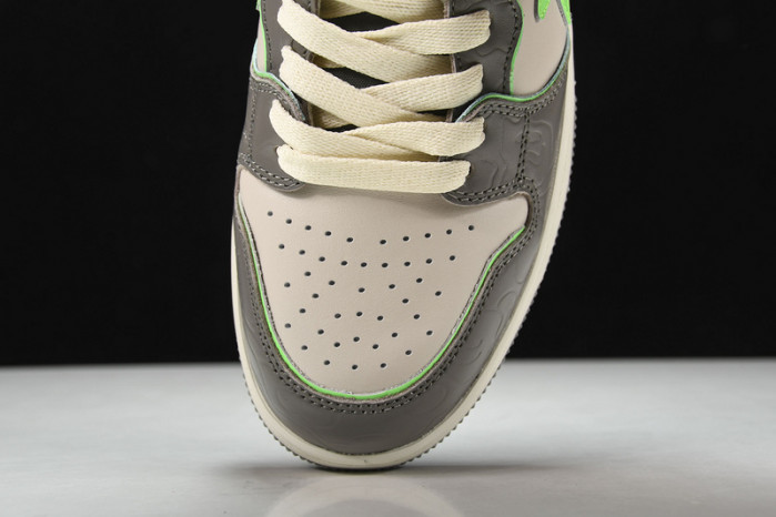 A B*THING APE  YEE-021