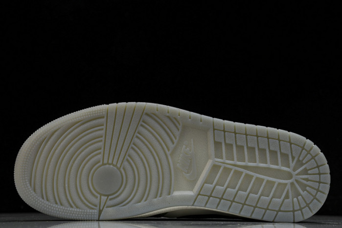 Air Jordan 1 Low OG “Year of the Dragon” FN3727-100