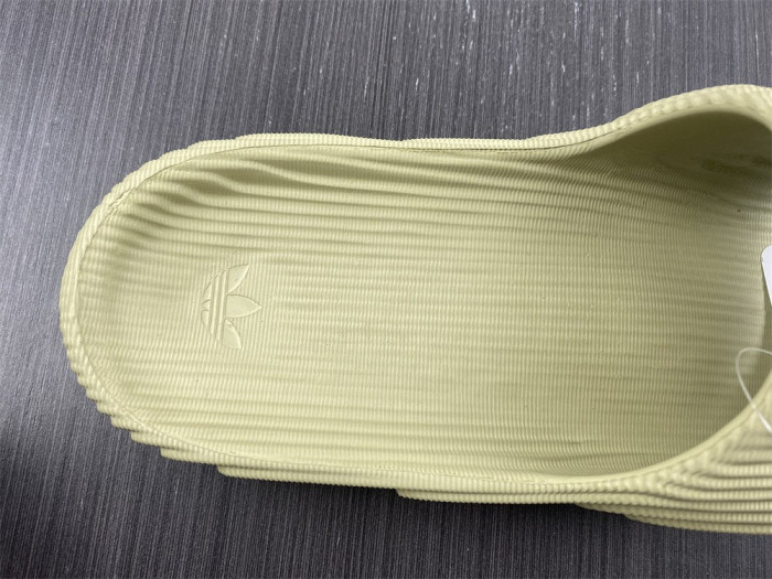 Ad1d*s new colleettion 660210