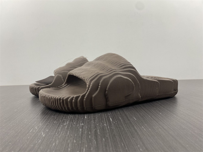 Ad1d*s new colleettion  660208