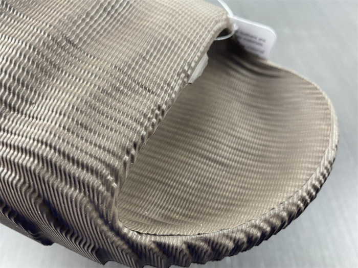 Ad1d*s new colleettion  660208