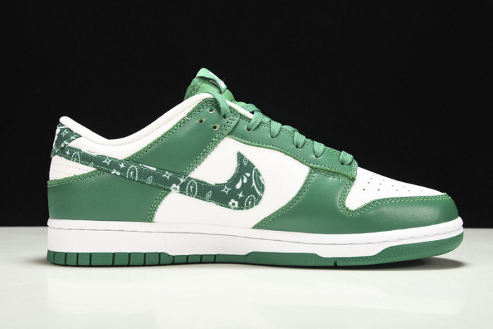 NIKEDunk Low ESS“Green Paisley” DH4401-102