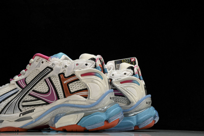 BLCG RUNNER  772774-W3RBW-2325