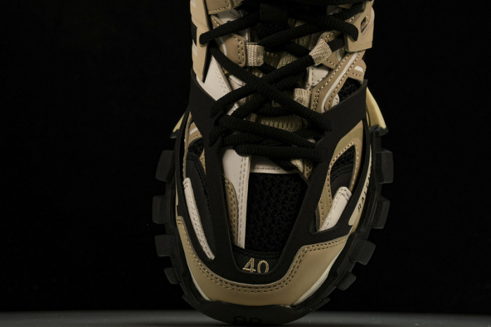 BLCG Track 3.0  W3AC4 8071