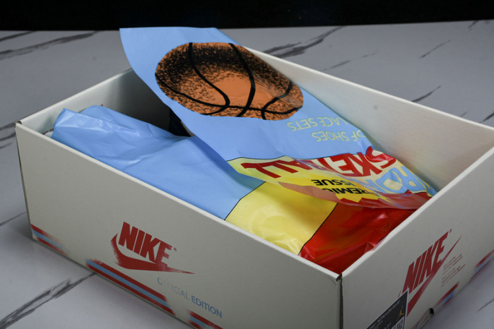 Trophy Room x Air Jordan 1 Low OG “Home”  FN0432-100