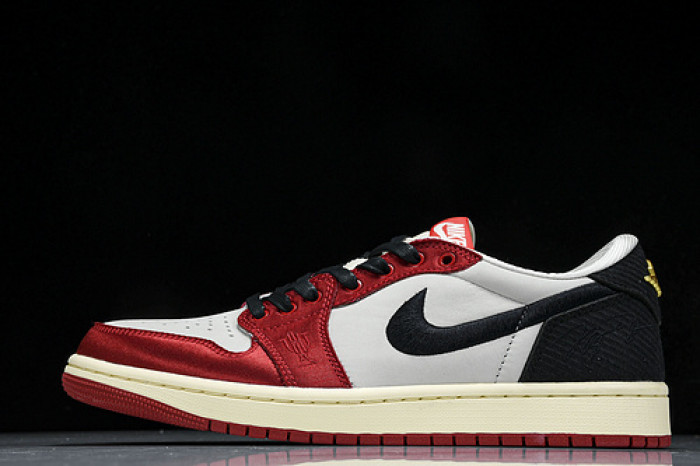 Trophy Room x Air Jordan 1 Low OG “Home”  FN0432-100
