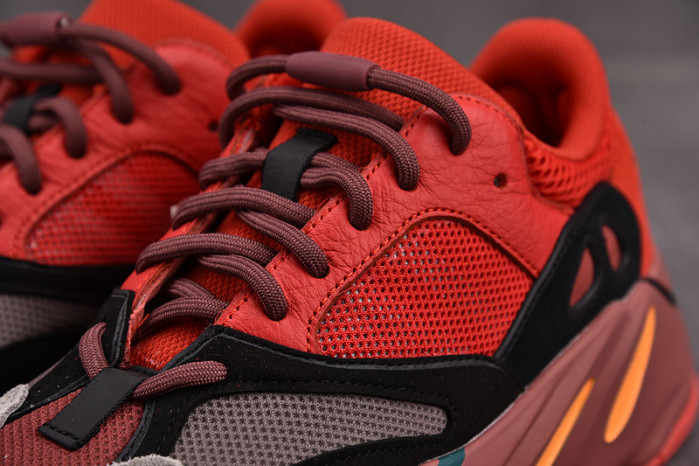 ad1d*s Y**zy boost 700 “hi-res red”  hq6979