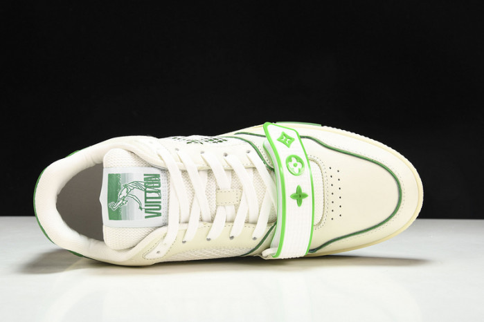 LV SNEAKER LOW YEE-013