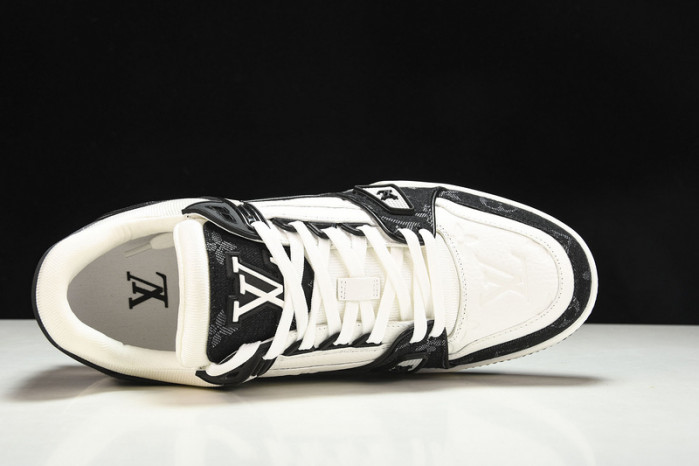 LV SNEAKER LOW YEE-015