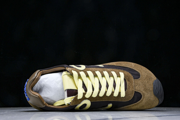 L*0ewe Ballet Runner  LW-FOR04