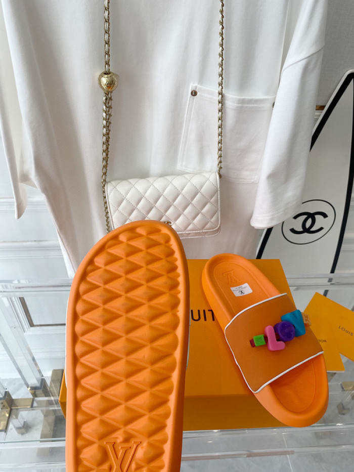 LV SLIPPERS