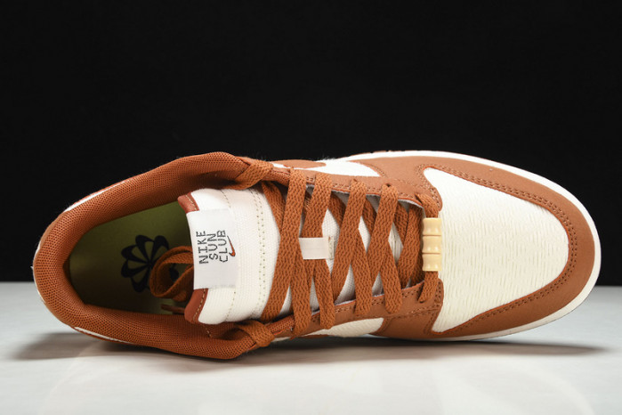 Nike DUNK LOW SE "Sun Club"  DR5475-100