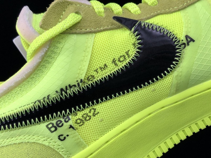 Air Force 1 Low OF Volt AO4606-700