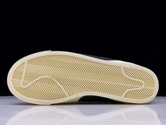 Nike Blazer Mid OF  AA3832-100