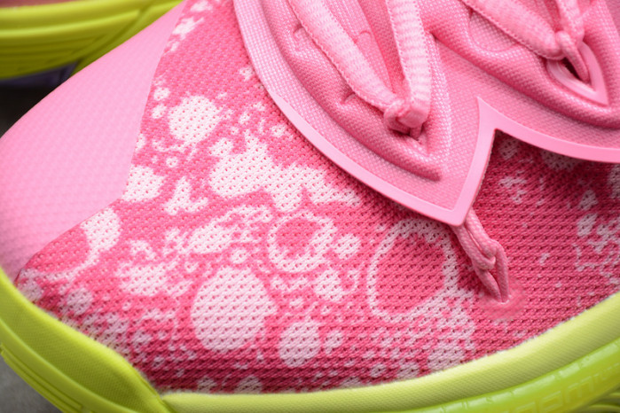 KYRIE 5 SPONGEBOB PATRICK LOTUS PINK/UNIVERSITY RED 003
