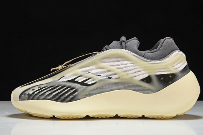 ad1d*s Y**zy 700 v3  fade id1674