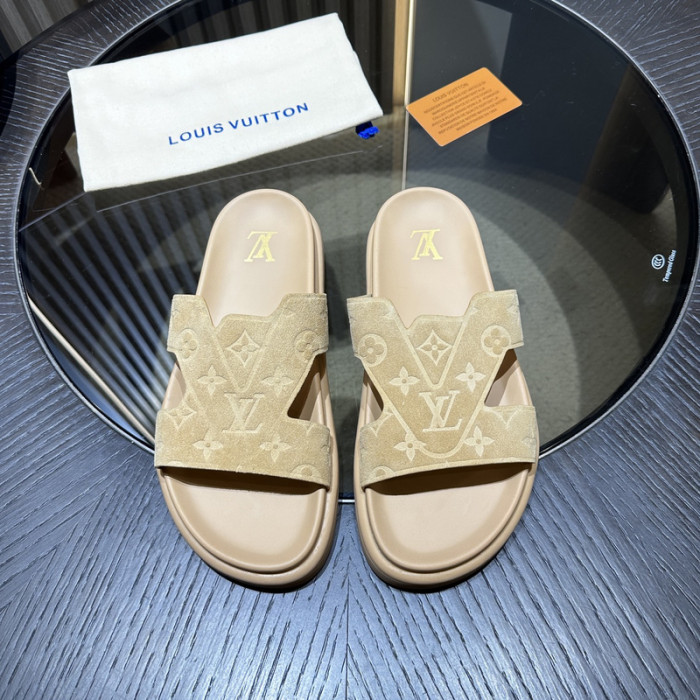 LV SLIPPERS