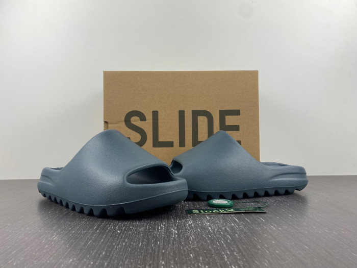 Y**zy slide “slate marine” id2349
