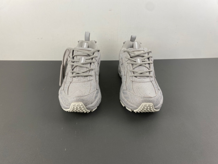 OF C/O  SNEAKER  FOR-081901