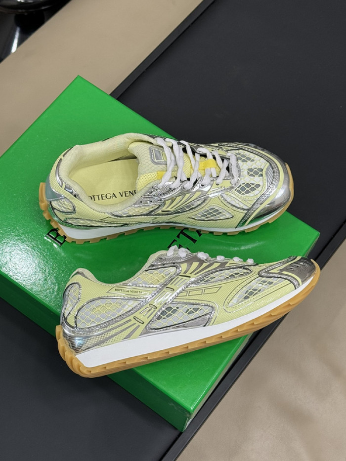 b0tt*ga Ven*ta orbit sneaker